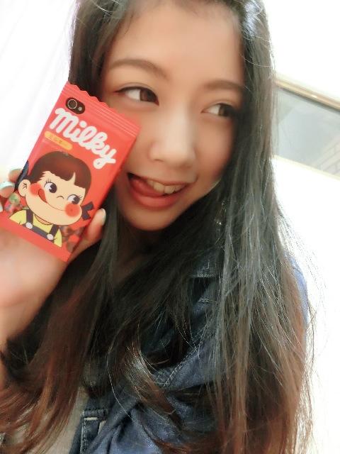 Una Yang9
