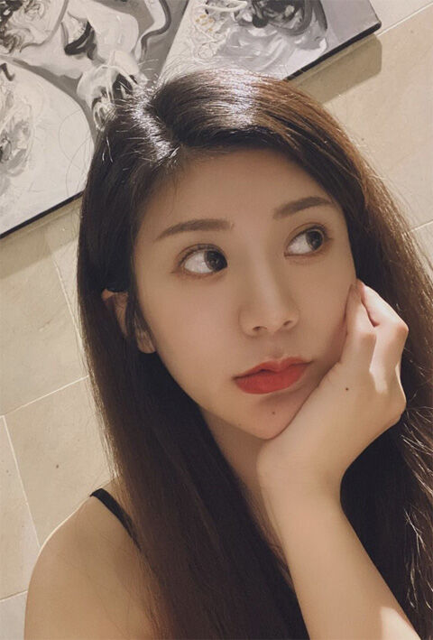 葉🍃 (@d83402000)7