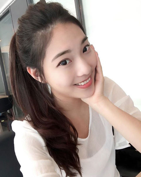 Jhiawen Cheng 鄭小奈8