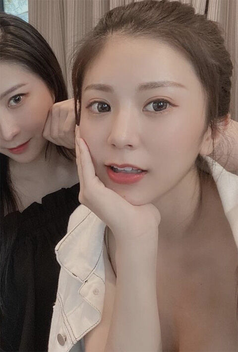 葉🍃 (@d83402000)6