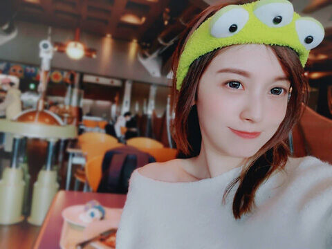 Wei Mo10