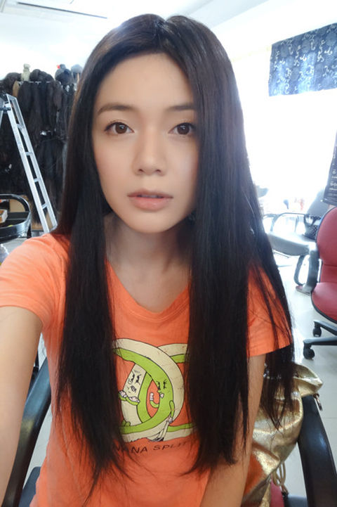 沛莉 > < PERI5