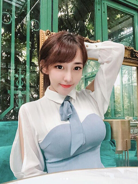 elle50829怡葶12