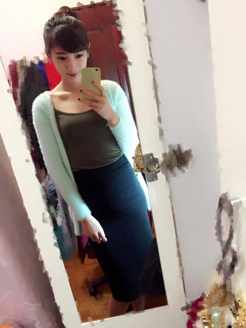 何妍萱13