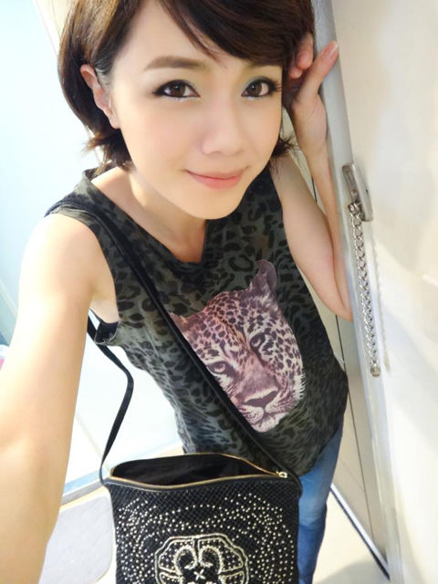 沛莉 > < PERI3