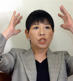 和田アキ子が板野友美に「挨拶せんかい!」と激怒