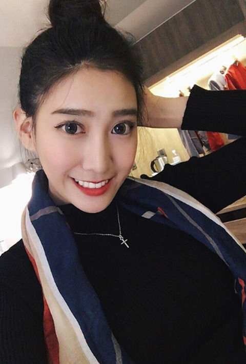 Chloe Cheng9