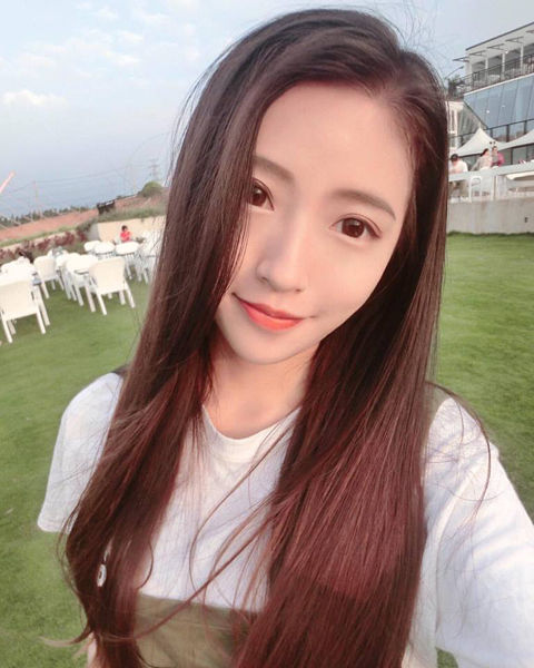 許家毓 Yuki8