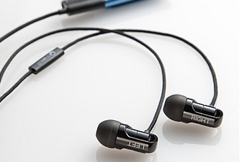 遮音性の高いカナル型