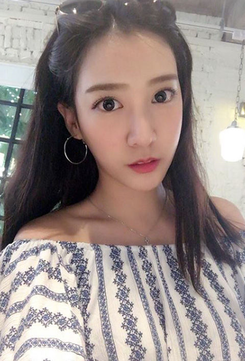 Chloe Cheng3