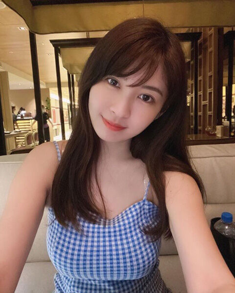 Aiwei Hero李藹蔚3