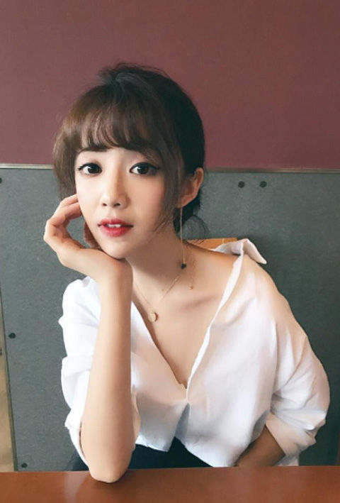 Chiaro Chen11