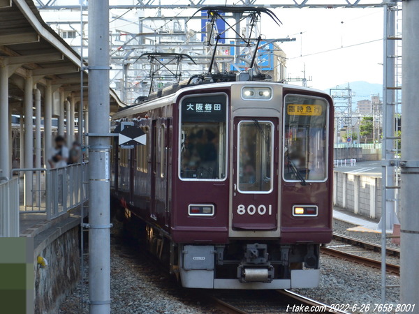 22-06-26-8001