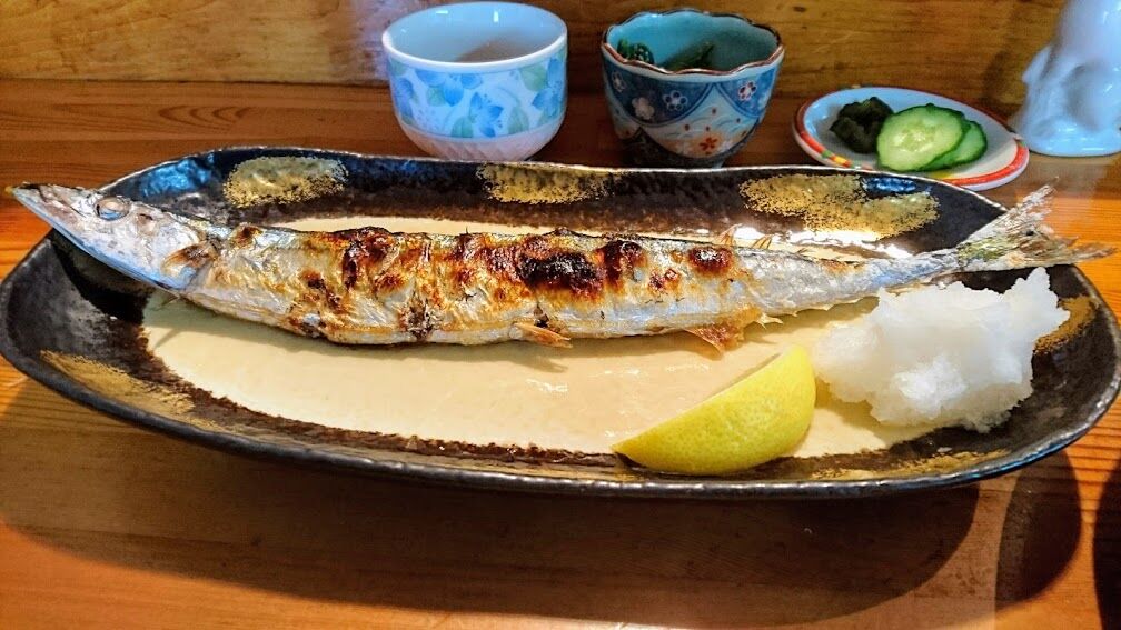 南房総市 富浦 福喜庵で秋刀魚の塩焼きとミニ刺身定食を食べました 館山 南房総のランチ グルメ カフェおすすめ情報