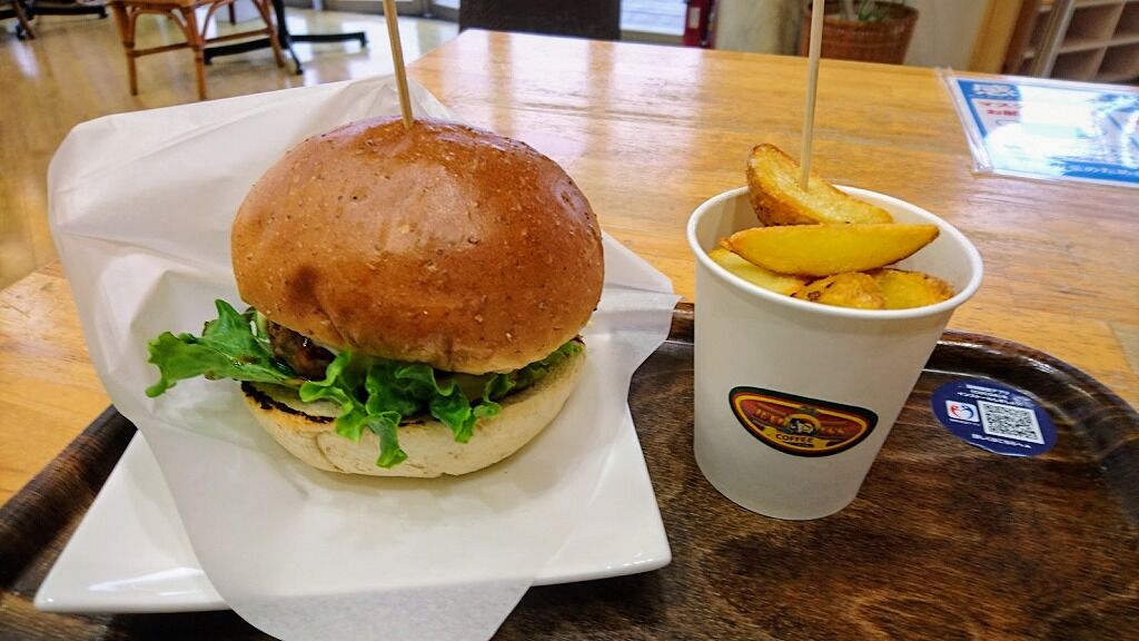 Bad Ass Coffee 館山店 バッドアスコーヒー でバッドアスバーガーとポテトを食べました 館山 南房総のランチ グルメ カフェおすすめ情報