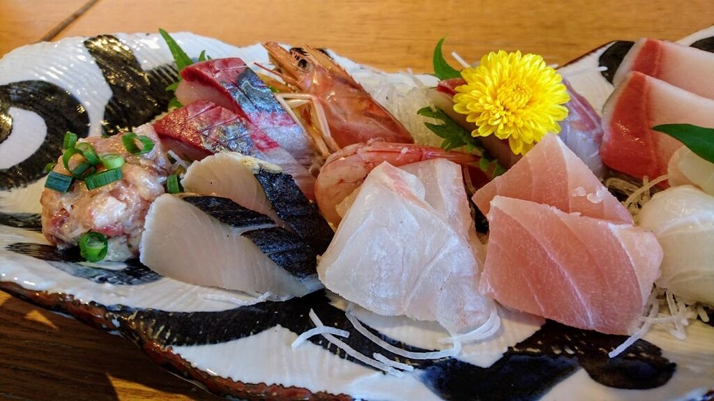 館山なぎさ食堂の人気メニュー丸六水産刺身御膳を食べました 館山 南房総のランチ グルメ カフェおすすめ情報