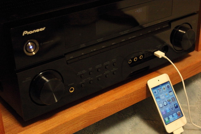 ipod touchをavアンプに接続してmp3を高音質再生 radikoも聴ける 翼のインサイト競馬予想