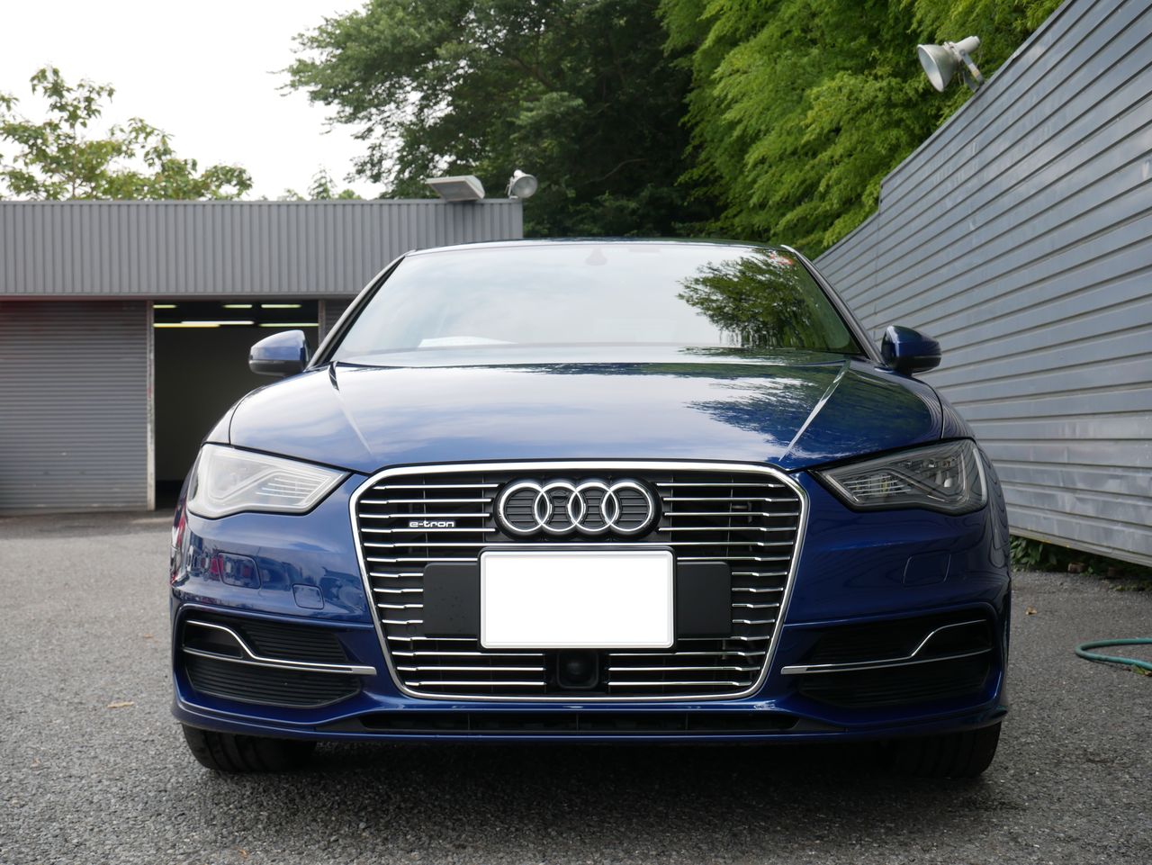 Audi A3スポーツバック E Tron Sライン 青 納車ブログ