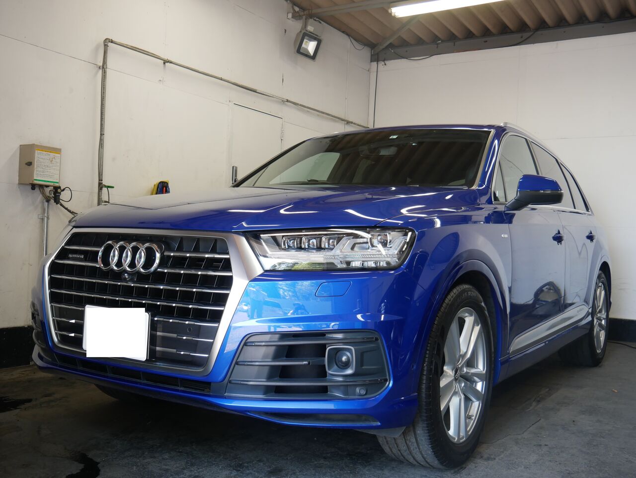 Audi Q7 3 0tfsiクワトロ Sライン 7シーターp 納車ブログ Audi Q7 3 0tfsiクワトロ Sライン 7シーターp 納車ブログ