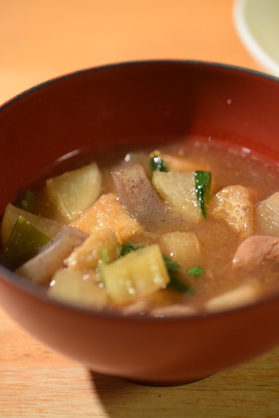 入り鶏風汁物