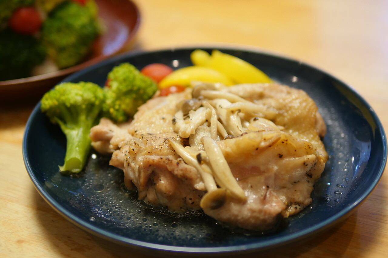 チキンソテー