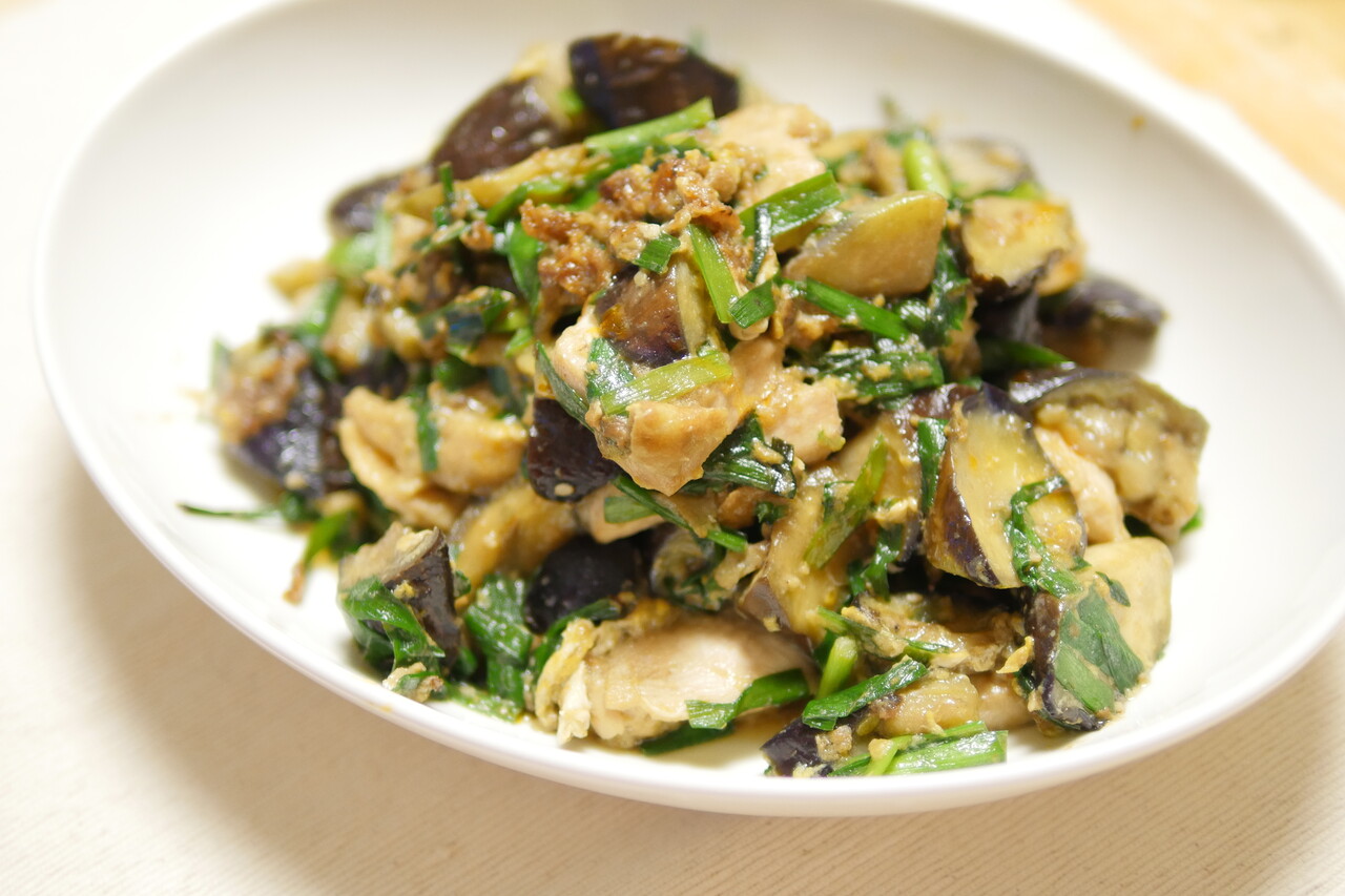 �ܤ�ͥ˥��֤�