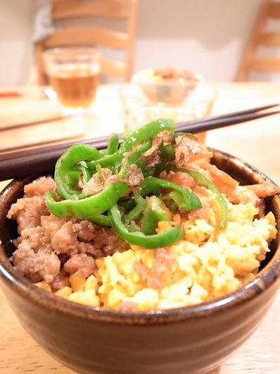 »Í¿§¤½¤Ü¤íЧb