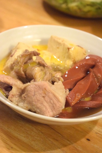 豚肉豆腐赤こんにゃく