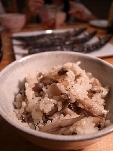 しめじと舞茸の炊き込みご飯b