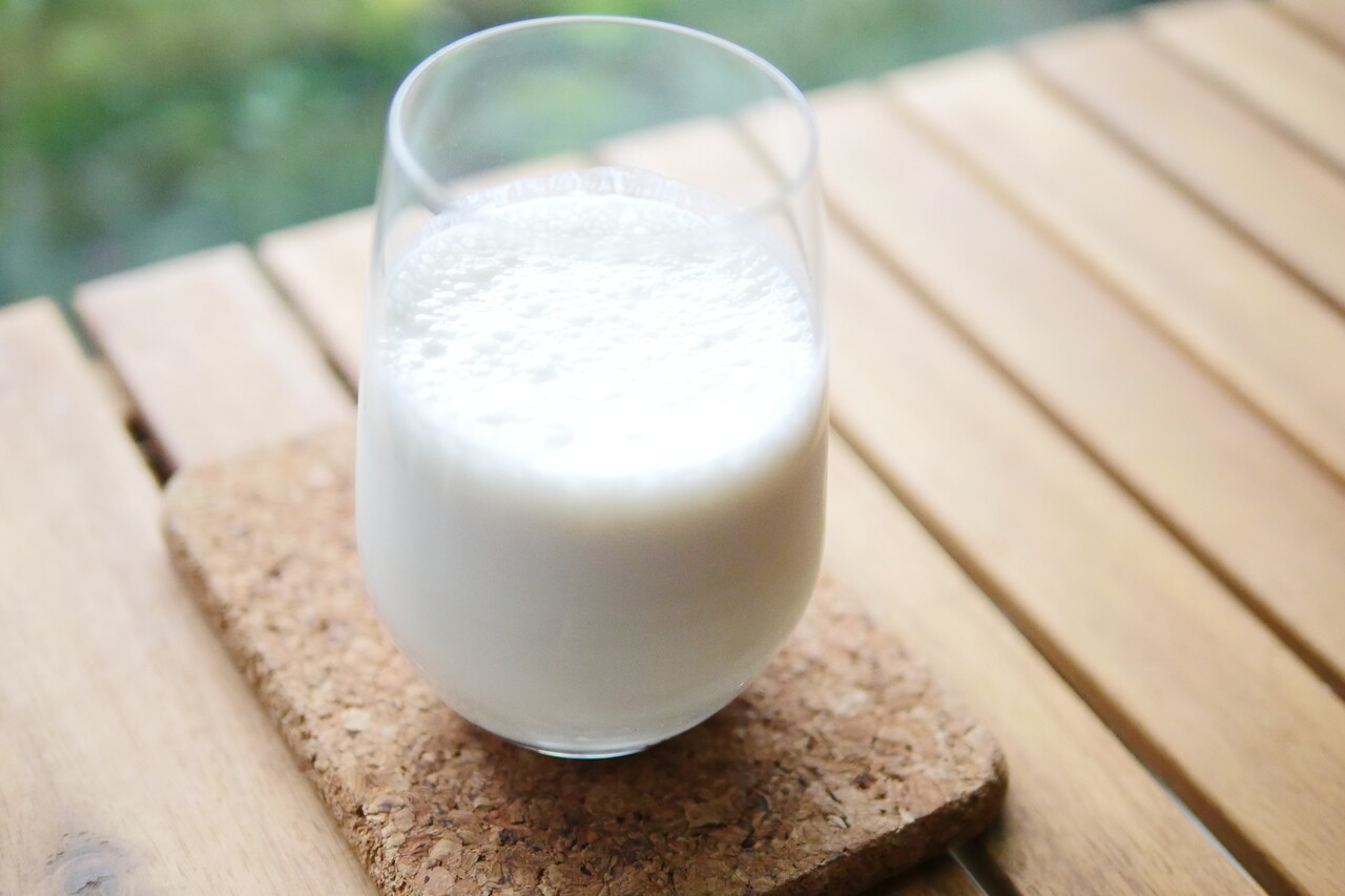 レシピ 冷えたラッシーがあれば元気１００倍 牛乳とヨーグルトと砂糖を混ぜるだけ ビストロパパ パパ料理のススメ