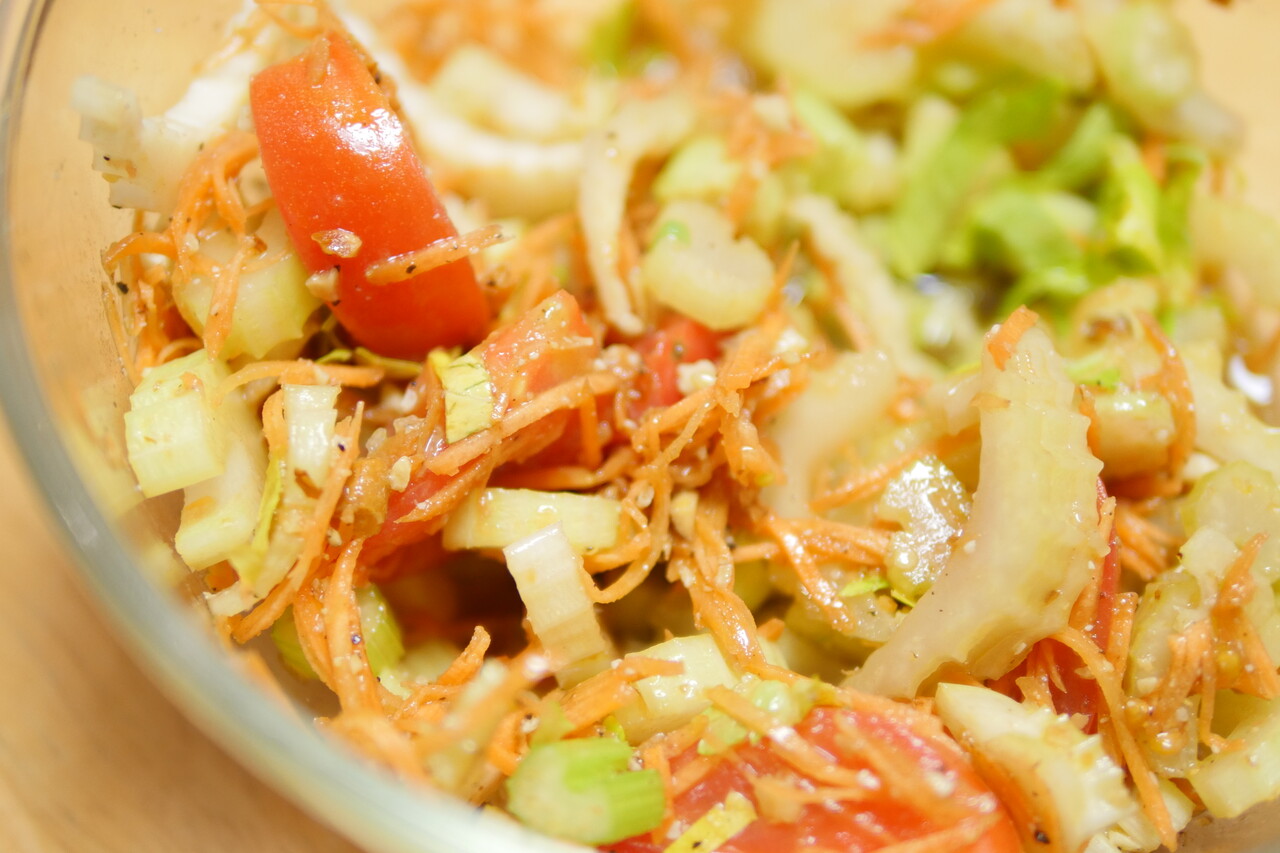 レシピ セロリだらけのイタリアンサラダ でも 美味しい味付け方法 ビストロパパ パパ料理のススメ レシピ セロリだらけのイタリアンサラダ でも 美味しい味付け方法 ビストロパパ パパ料理のススメ