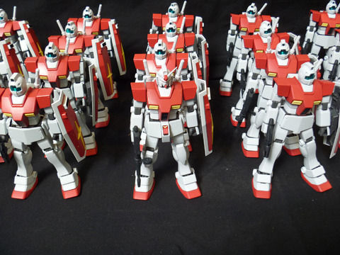 ガンダムかっけぇ→いや敵軍の機体ええな→量産機こそ至高→