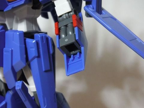 ※最近のガンプラの少々過剰なスリット・溝についてどう思う？