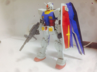 一年戦争に存在していたガンダム…プロトタイプ、アムロ機、G-3、4号機、5号機、マドロック、アレックス