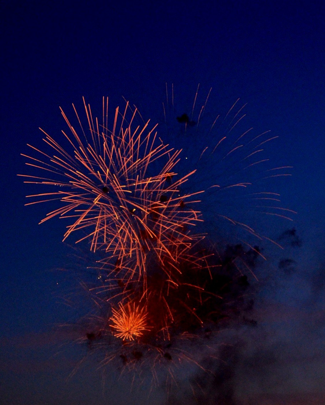 隅田川の花火大会 7月27日 土 カップル席の花火見物セット 向島の料亭月笛のブログ 向島芸者とのお座敷遊びにお越しください