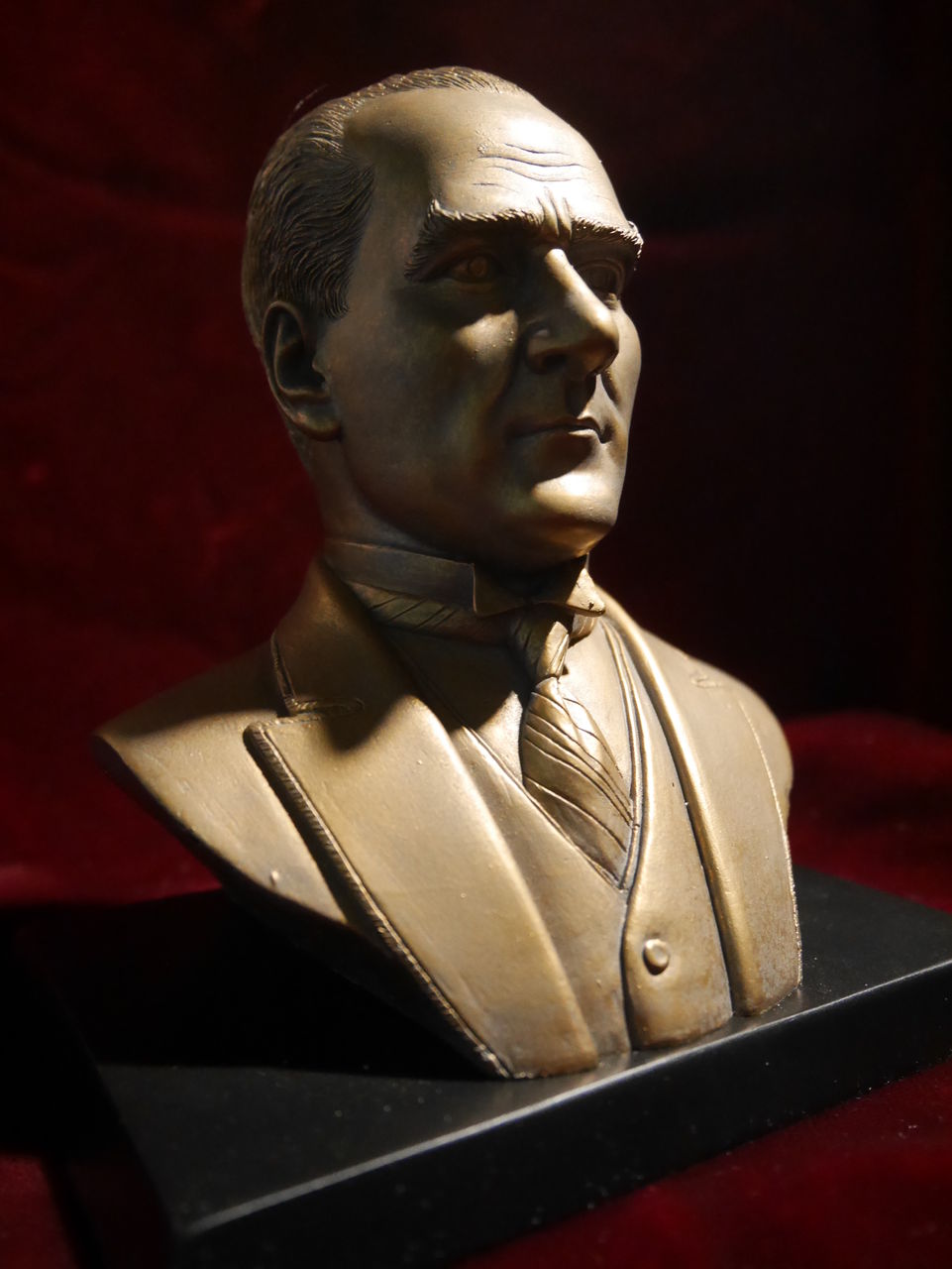 歴史グッズ ケマル アタテュルク 胸像 世界史の旅 探訪記と歴史グッズ