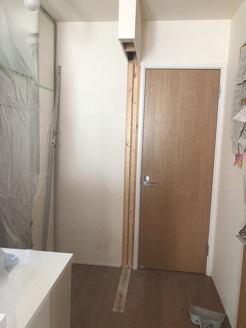 EC84CC28-A8B8-4B57-9EF7-E868730F7CAD