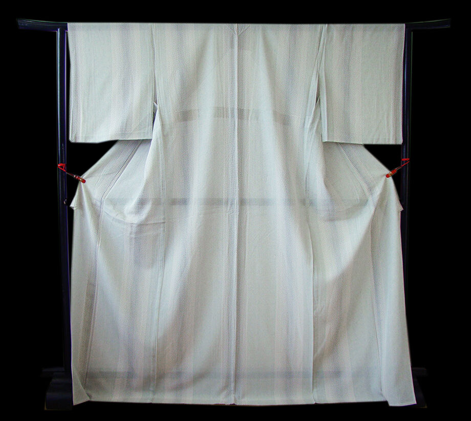 きものしらゆり 身丈166cm 裄69cm 7月・8月 夏物 身幅広め ロング寸 駒絽 小紋 正絹 身長160cm～167cmの方に最適 同梱可 I935