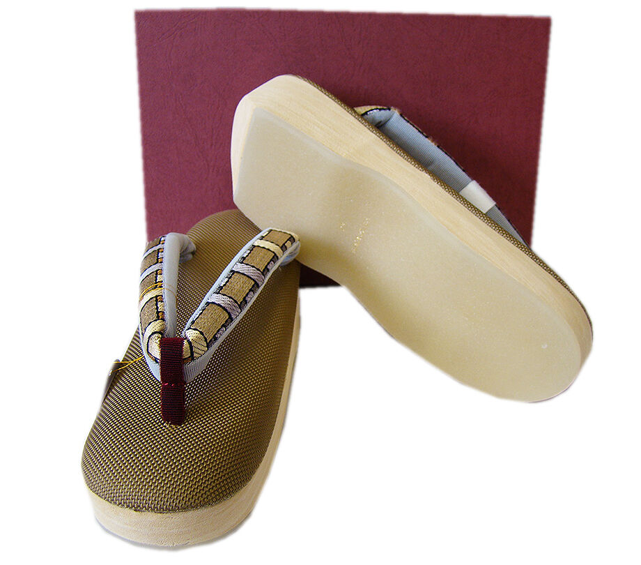 きものしらゆり 新品 Ｍ寸 最高級ブランド 紗織 Hｉクッション カーキ色 草履 日本製 博多織 草履 ２３．５ｃｍ S291