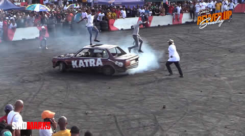 Katra drives from passenger side of his V8 E30