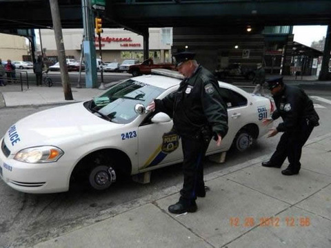 policecar_tire_stolen