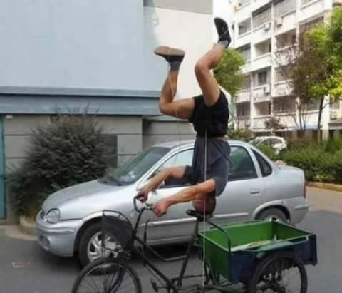 【Xの車窓から】スパイスカレー専門店「プレリュー堂」を期間限定オープン 　ほか