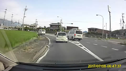 ナンバー 晒し 危険運転