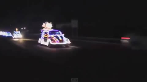 Convoy_decorated_Christmaslights