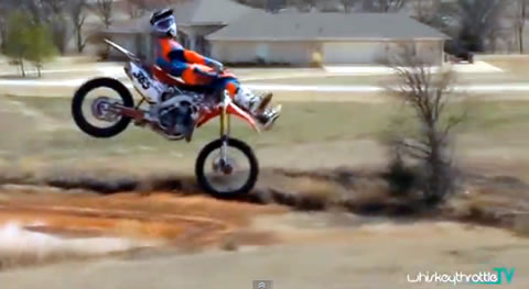 PEOPLE_ARE_AWESOME2013_MOTOEDITION