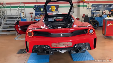 Ferrari 488 Pista Stock Exhaust vs. Novitec
