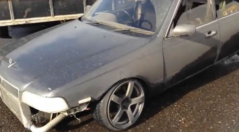 japan_drifter_tire_change