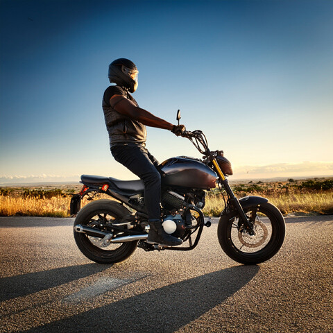 standing_rider