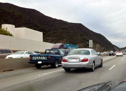 ferrari_truck