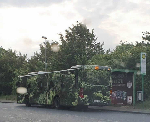 camo_bus